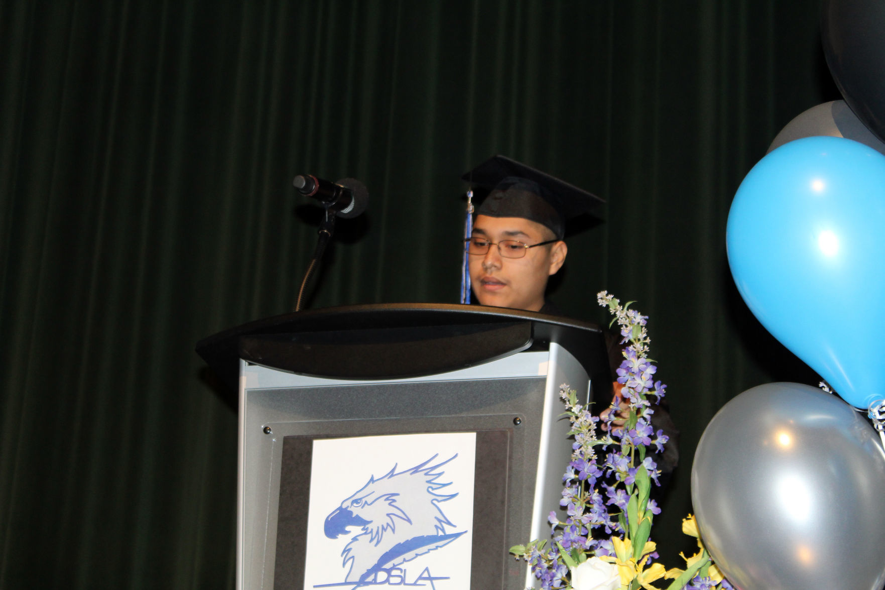 060419-ctzn-news-dsl-grad005.jpg